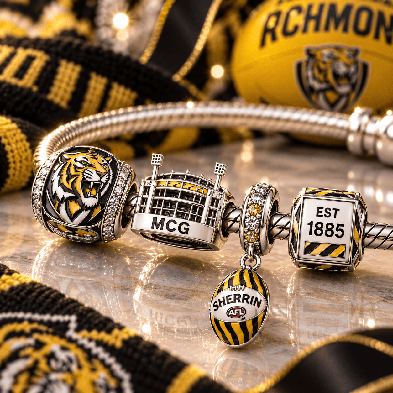RIC Sliver Charm Bracelet Set VTH